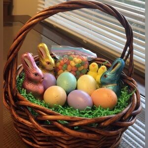 Brown Lg Sturdy & Strong Wicker Basket